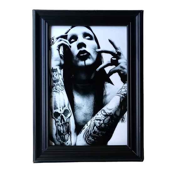 Marilyn Manson Edgy Metal Gothic Rock Alternative Music Dearh Morbid Superstar - Picture 2 of 3